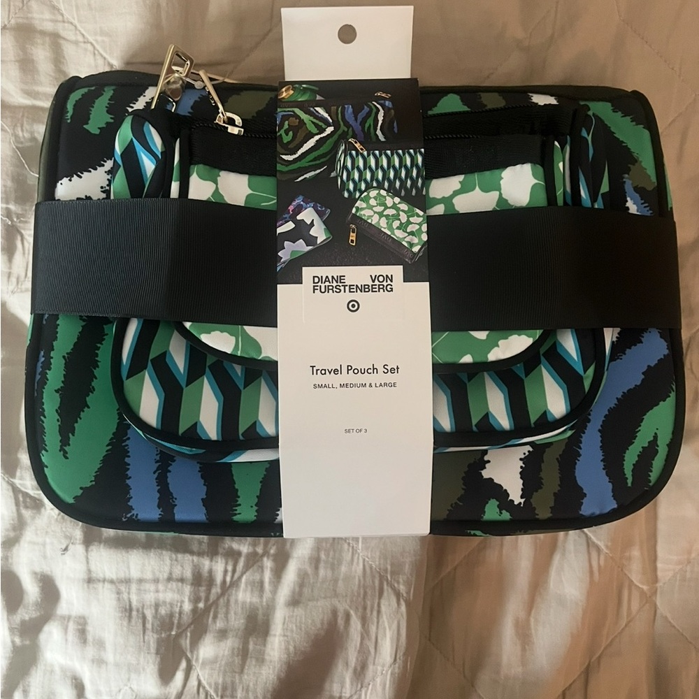 Diane Von Furstenberg Travel Pouch Set